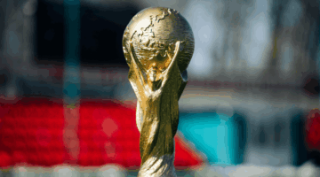 أزمة جديدة تثير الجدل حول تنظيم بطولة كأس العالم القادمة