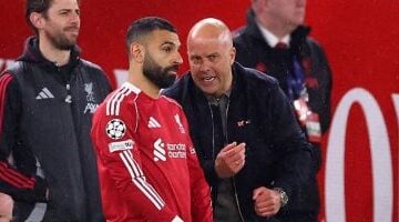 أساطير الدوري الإنجليزي يعلقون على أزمة محمد صلاح مع المدرب أرني سلوت