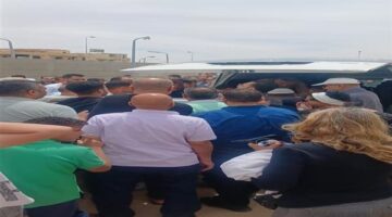 أسرة الدكتور ضياء العوضي تستقبل المعزين رغم انتشار شائعة إلغاء العزاء