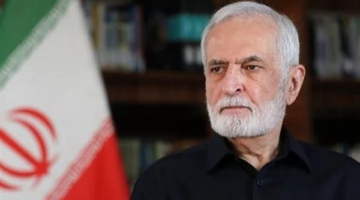 إصابة كمال خرازي ومقتل زوجته في قصف إسرائيلي أمريكي استهدف مواقع إيرانية