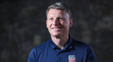 استقالة كروكر تفتح باب التكهنات حول مفاوضات مرتقبة مع الاتحاد السعودي