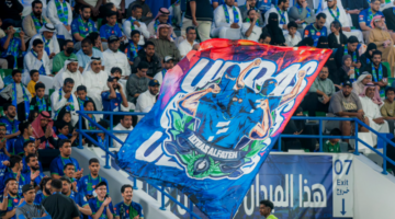 الفتح يحذو حذو الأندية العالمية ويقرر تجميد القميص رقم 12 نهائياً