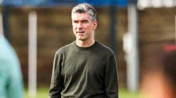 الهلال يجمّد مفاوضات التعاقد مع هيوز ويستعرض قائمة ببدائل محتملة للفريق