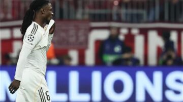 انتقادات الصحف الأوروبية لقرار طرد كامافينجا المثير للجدل أمام بايرن ميونخ