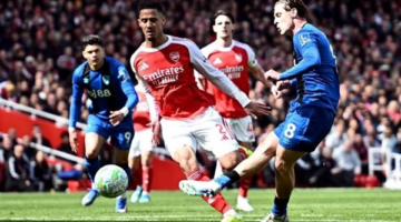 بورنموث يعرقل مسيرة أرسنال ويقدم خدمة ثمينة لمانشستر سيتي في الدوري الإنجليزي