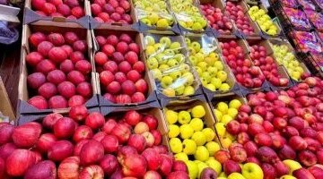 تباين في أسعار الفاكهة داخل أسواق ومحلات الأقصر اليوم الخميس 30 أبريل