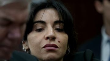 تداعيات قضائية بعد تداول صور جثة مارادونا المسربة داخل أروقة المحكمة