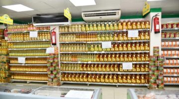 تفاوت أسعار السلع الغذائية في منافذ المجمعات الاستهلاكية والزراعة ومبادرة كلنا واحد