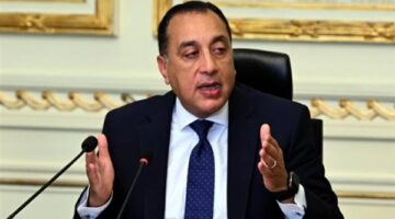 توقعات بعودة مواعيد غلق المحال في مصر إلى الحادية عشرة مساءً قريباً