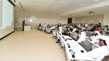 جامعة قطر تحسم الجدل وتؤكد استمرار الدراسة دون إجازة نهاية أسبوع مطولة