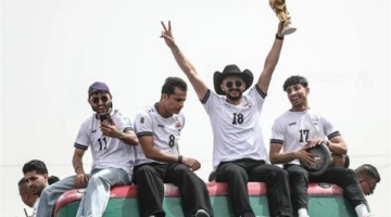 جماهير بغداد تحتفي بمسيرة المنتخب العراقي وسط شوارع العاصمة بعد تحقيق النصر