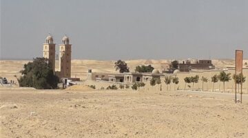 حملة مكبرة لإزالة تعديات مزرعة دير الملاك أبوخشبة في محافظة الفيوم