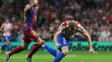 خبير تحكيمي يحسم الجدل حول طرد إريك جارسيا في مواجهة أتلتيكو مدريد