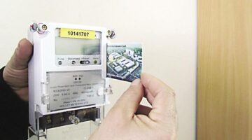 شحن كارت الكهرباء مطلع الشهر يمنع الانقطاع المفاجئ ويقلل قيمة الفواتير التراكمية