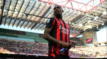 صراع إنجليزي بين ليفربول واليونايتد للتعاقد مع لياو مقابل 70 مليون يورو