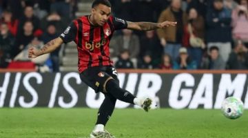 صفقة بقيمة 60 مليون إسترليني تضع نجم بورنموث على أعتاب الانتقال لليفربول