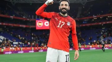 عبدالحميد بسيوني يحلل أداء مهند لاشين ويدعم دور محمد صلاح مع المنتخب