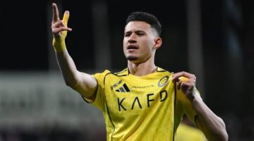 عبدالله الحمدان يعادل رقم التمياط التاريخي بهدف عالمي في شباك صربيا