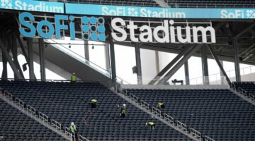 عمال يهددون بالإضراب قبل انطلاق المونديال ويوجهون رسالة حاسمة إلى الاتحاد الدولي للفيفا