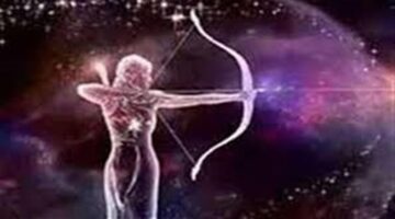 فرص مهنية استثنائية تنتظر مواليد برج القوس في العمل اليوم فهل يحالفهم الحظ؟