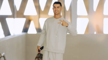 كريستيانو رونالدو يقود قائمة فريق النصر في رحلة السفر إلى دبي