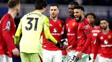 مانشستر يونايتد يتخطى تشيلسي وبرايتون يعرقل مسيرة توتنهام ببطولة الدوري الإنجليزي