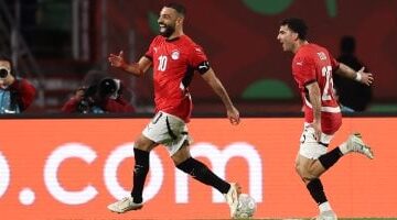 محمد صلاح يتجاوز هالاند وينضم لقائمة أساطير كرة القدم في إنجاز عالمي جديد