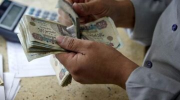 مصير زيادة الحد الأدنى للأجور بقيمة 1000 جنيه لموظفي القطاع الخاص بمصر