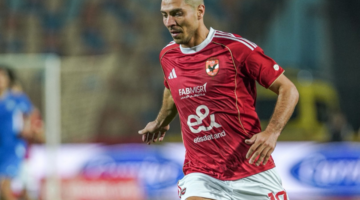 مقصية طريفة لمهاجم الأهلي المصري تشعل منصات التواصل الاجتماعي وتثير تفاعلاً واسعاً