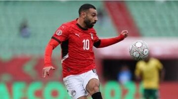 نجم نيجيري سابق يختار محمد صلاح كأفضل لاعب أفريقي في تاريخ الدوري الإنجليزي