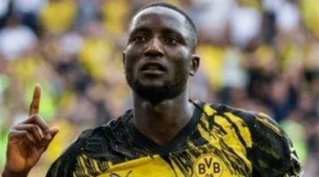 هل ينتقل هداف دورتموند صاحب 34 هدفاً إلى الدوري الإنجليزي الممتاز؟