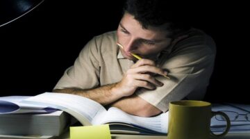 وزارة التربية والتعليم توفر مراجعات مجانية لطلاب الثانوية العامة قبل امتحانات يونيو