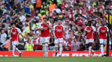 أرسنال يتوج بلقب الدوري الإنجليزي الممتاز دون الحاجة لخوض مباراته الأخيرة