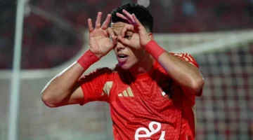 إصابة إمام عاشور تضع النادي الأهلي في مأزق بعد حصد الثلاثية التاريخية