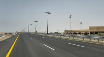 افتتاح 7 كيلومترات من طريق السلطان تركي بن سعيد في جنوب الشرقية