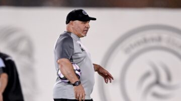الشباب يحدد قائمة المرشحين لخلافة بن زكري في تدريب الفريق الأول