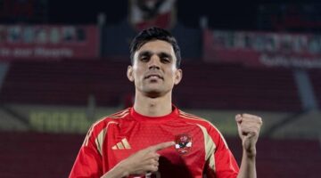 تتويج أشرف بن شرقي بلقب الأفضل رغم خسارة الزمالك بثلاثية أمام الأهلي