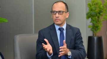 تحديد الفئات المستثناة من العمل عن بعد أيام الأحد خلال شهر يونيو