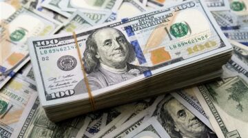 تراجع سعر الدولار في البنوك المصرية والسوق الموازية بنهاية تعاملات الثلاثاء