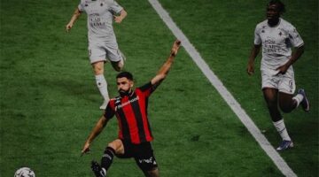 تعادل نيس بقيادة محمد عبد المنعم مع ميتز يدفعه لخوض ملحق الدوري الفرنسي