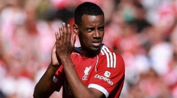 تفاصيل إصابة ألكسندر إيزاك تكشف غيابه عن مواجهة ليفربول في الدوري الإنجليزي