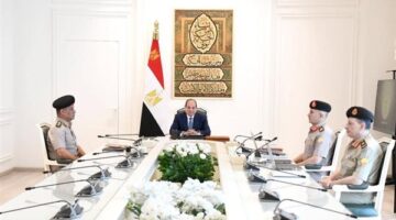 تفاصيل لقاء الرئيس السيسي بوزير الدفاع وقيادات القوات المسلحة في بيان رئاسي