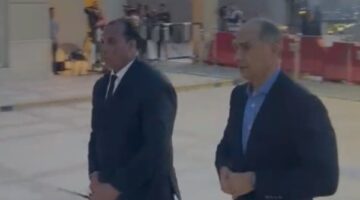 جمال مبارك يشارك في عزاء الفنان هاني شاكر بمسجد أبو شقة بحضور النجوم