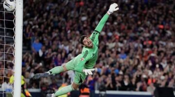 رسالة مؤثرة من كورتوا لجمهور ريال مدريد عقب خسارة الكلاسيكو أمام برشلونة