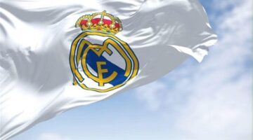 ريال مدريد يفقد صدارة الدوري الإسباني بعد خسارة قاسية أمام برشلونة بثنائية