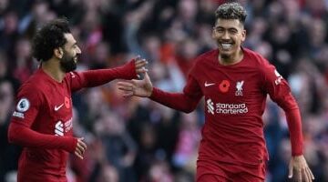 فيرمينو يوضح حقيقة مشاعره تجاه شرف اللعب بجوار النجم محمد صلاح