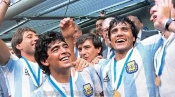 كيف هدد نجل صديق مارادونا عرش الهلال في مواجهة كادت تنهي اللقب؟