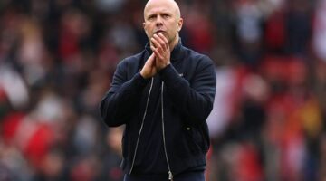 ليفربول يحدد مصير أرني سلوت بعد تراجع نتائج الفريق في الدوري الإنجليزي