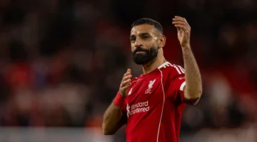 ليفربول يودع محمد صلاح بغلاف استثنائي لمجلته الرسمية ينهي رحلة الملك المصري