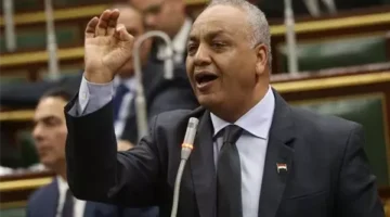 مصطفى بكري يكشف تفاصيل أزمة المعاشات وعلاقتها بزيادة المرتبات وتعديل قانون التأمينات